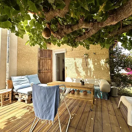 Le Cocon, Pour 2 Personnes A 5 Minutes De La De L'almanarre A Lejlighed *