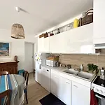 Le Cocon, Pour 2 Personnes A 5 Minutes De La De L'almanarre A Apartament Hyères