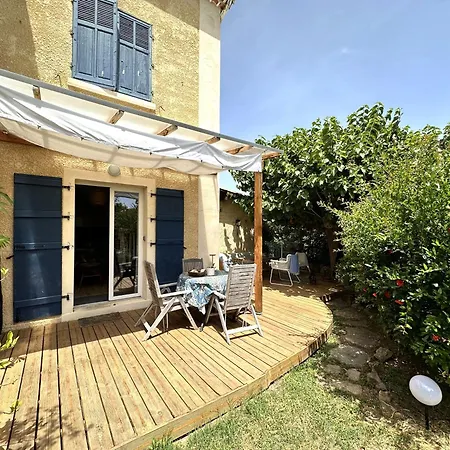 Le Cocon, Pour 2 Personnes à 5 Minutes De La De L'almanarre à Hyères